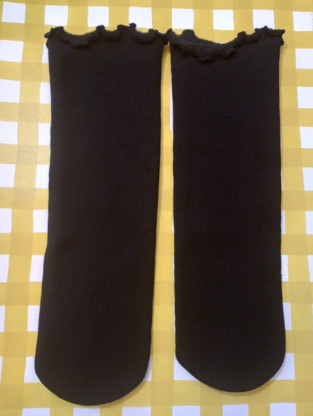 Black Fleece-lined Ruffle Trim Mid-calf Socks